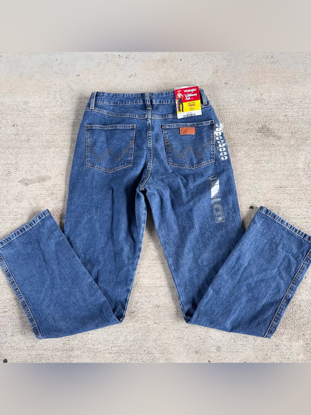 New With Tags Wrangler Cowboy Cut Jeans Size 9/10 X 34